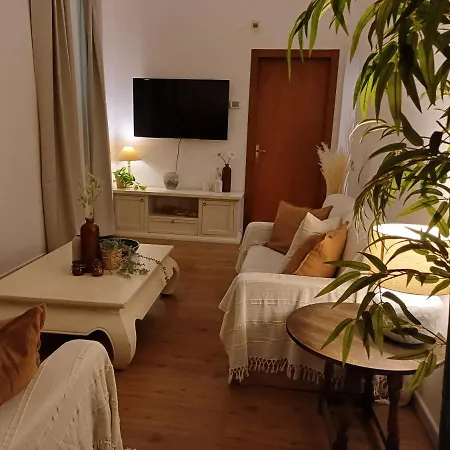 Apartment The Sea Road House